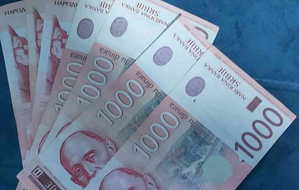 Početna plata za učitelje uskoro preko 113.000 dinara