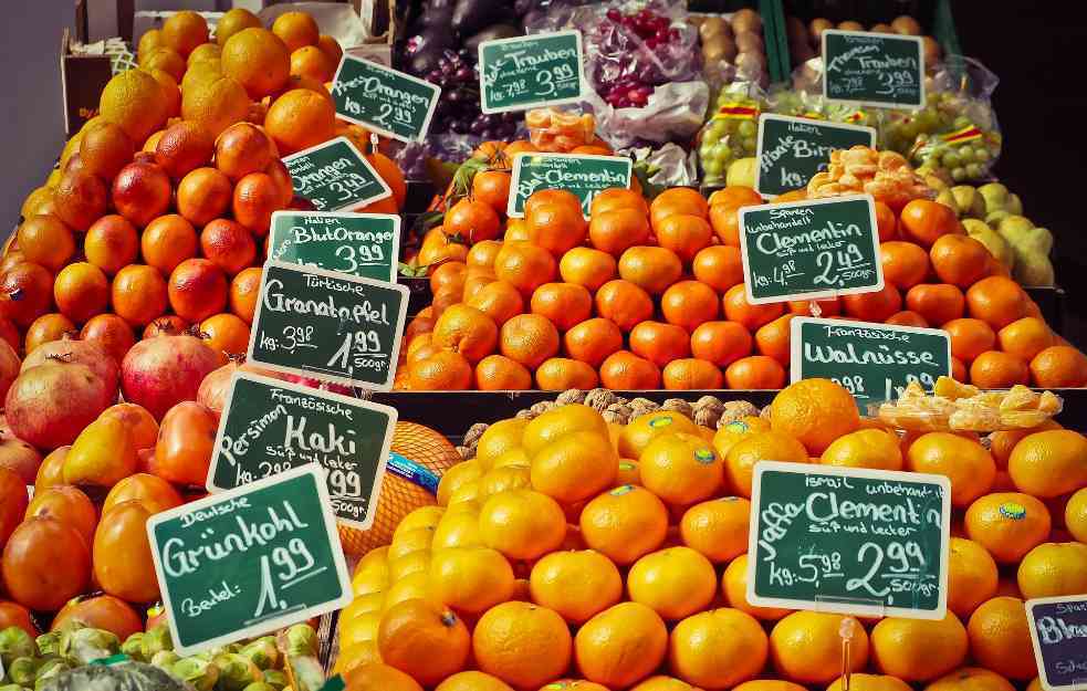 Zbog nestašica voća i povrća u marketima se ograničava prodaja