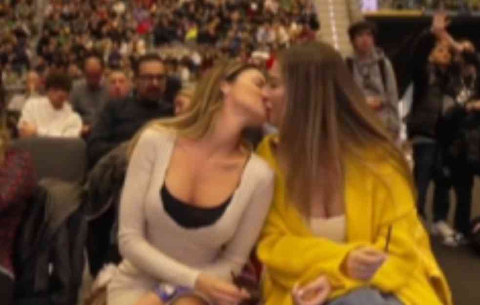 Snimak Italijanki koje se ljube uz Repešine psovke postao hit na internetu