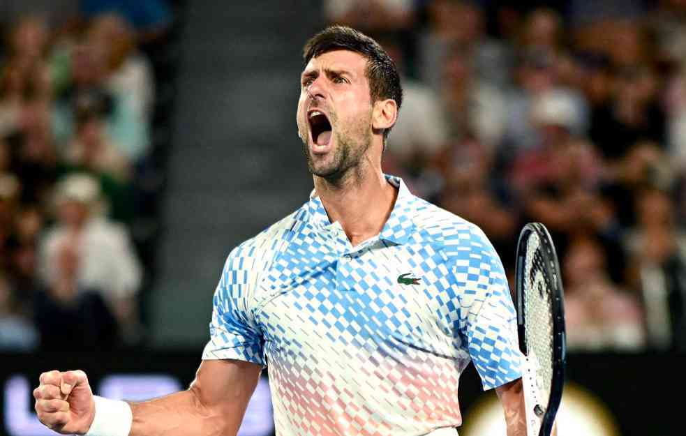 Nole uživa na plaži, a dobio je i masažu (FOTO)