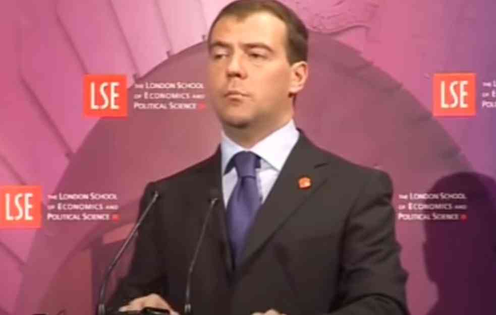 RUSIJA SPREMNA DA IDE DO POLJSKE GRANICE! Medvedev: Uništićemo ukrajinski neonacizam do temelja!