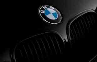 MENJA BOJU KAROSERIJE: BMW-ov <span style='color:red;'><b>koncept</b></span> automobil i Vision Dee menja boje u sekundi