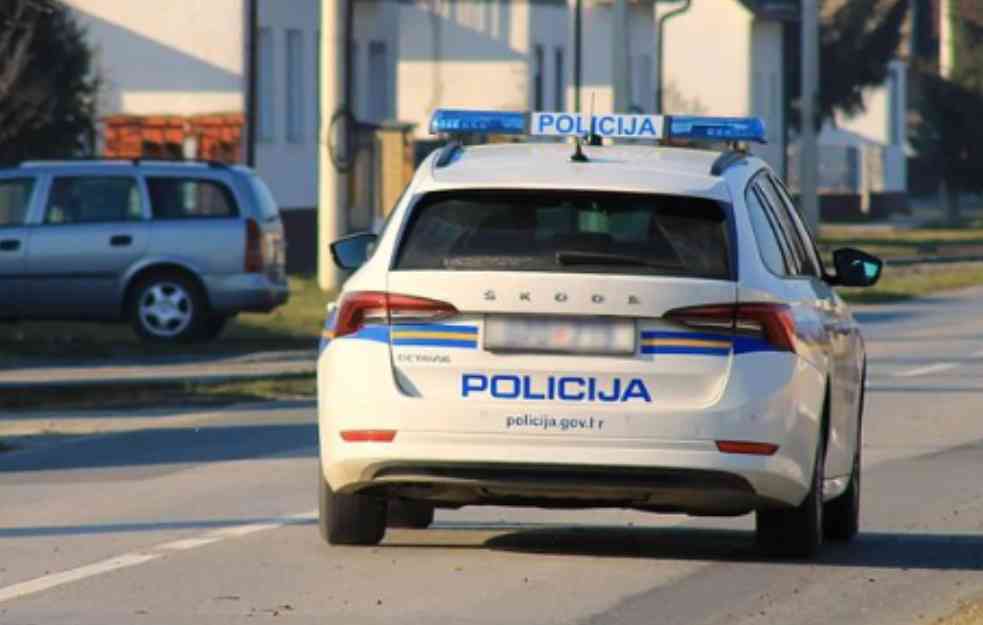 Jeziv sudar autobusa i automobila u Hrvatskoj: Dvoje poginulih i tridesetak povređenih