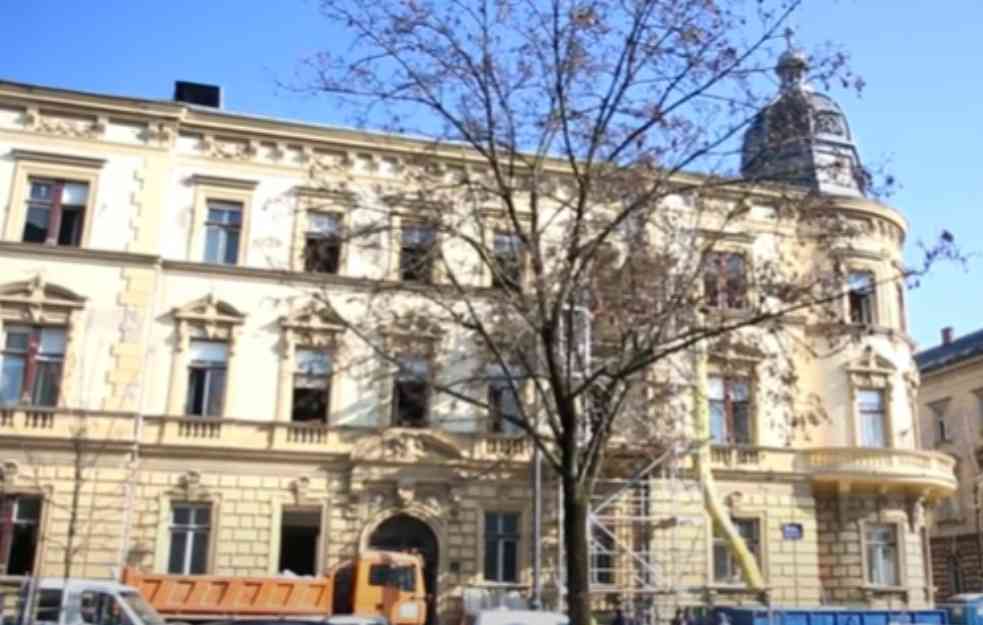 Urušio se deo zgrade u centru Zagrebu, blokiran saobraćaj (VIDEO)