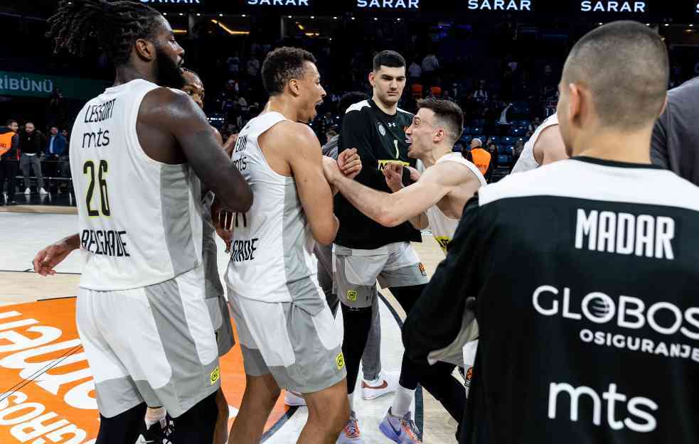 PARTIZAN MELJE KA TOP 8! Mašinerija Željka Obradovića utišala Istanbul i pregazila šampiona Evrope