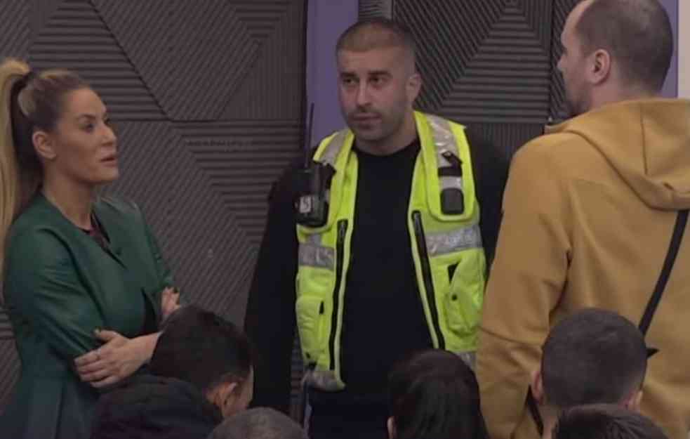 ANA ĆURČIĆ RASKRINKALA ZVEZDANA  : Otkrila šta on radi kada misli da ga niko ne gleda
