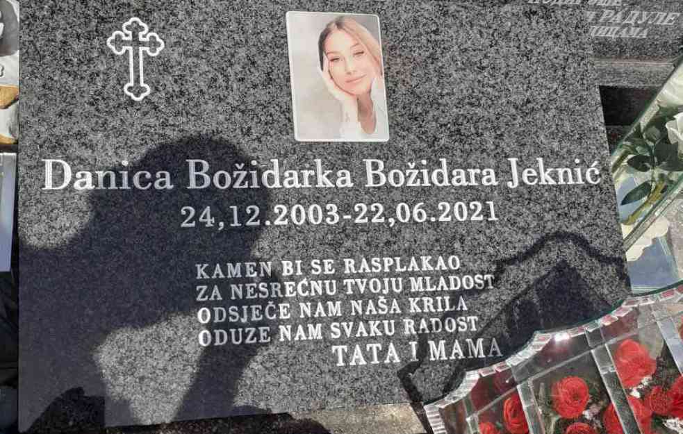 RASPLET MISTERIOZNOG UBISTVA U PODGORICI: Uhapšen policajac - diler koji se sumnjiči za smrt Danice Jeknić (17)!