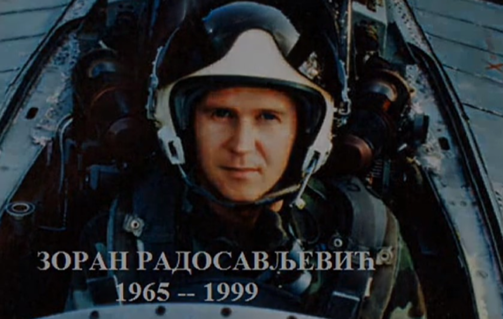 LEGENDARNI SRPSKI HEROJ! Srbi će uvek pamtiti pilota Zorana Radosavljevića! (VIDEO, FOTO)