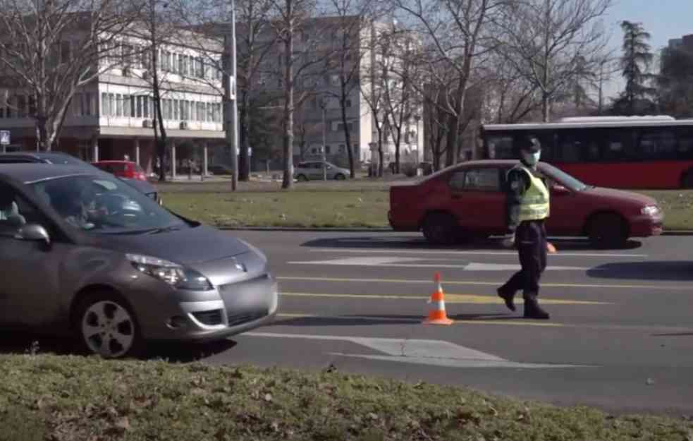OTAC I SIN IZ KRAGUJEVCA UHAPŠENI ZBOG NAPADA NA SAOBRAĆAJCA: Oglasila se policija o haosu zbog nepropisnog parkiranja!