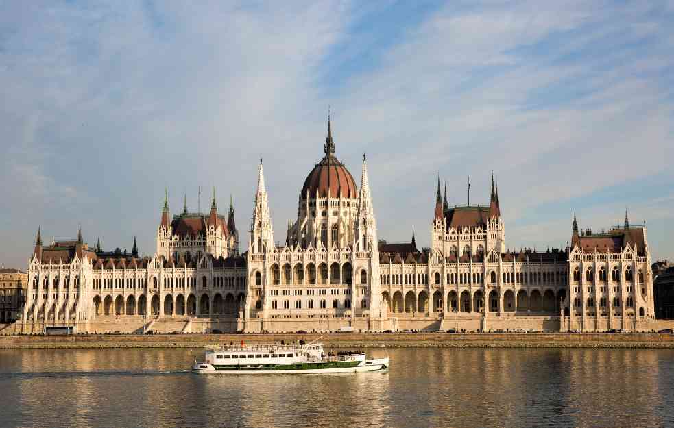 Mađarska vlada pokreće program za useljenje osoba iz trećih zemalja