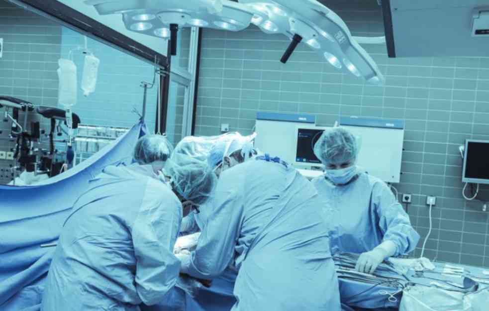 Deca posle udesa kod Prokuplja u teškom stanju: Lekari se bore za život jednog deteta
