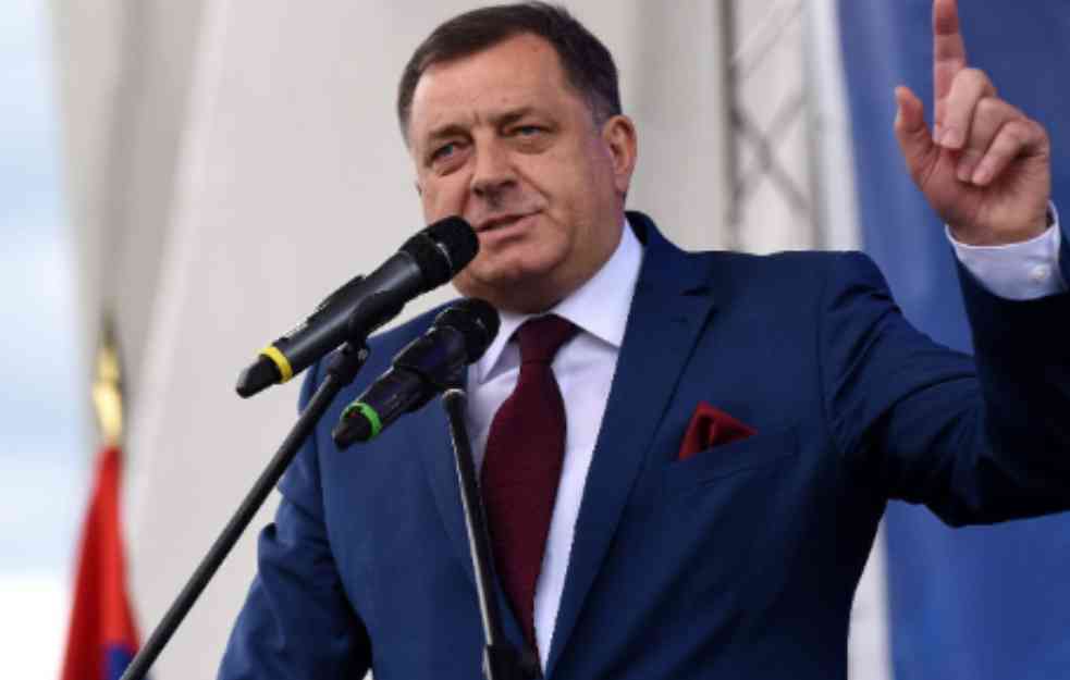 Dodik: Neprimerena reakcija pripadnika KFOR-a prema golorukom srpskom narodu