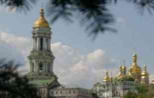 U Kijevskoj oblasti <span style='color:red;'><b>raskol</b></span>nici zajedno sa vlastima pokušali da zauzmu dva hrama
