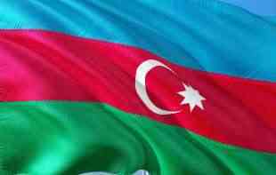 KAKAV SKANDAL NA EVROPSKOM PRVENSTVU: Oteta i spaljena zastava Azerbejdžana