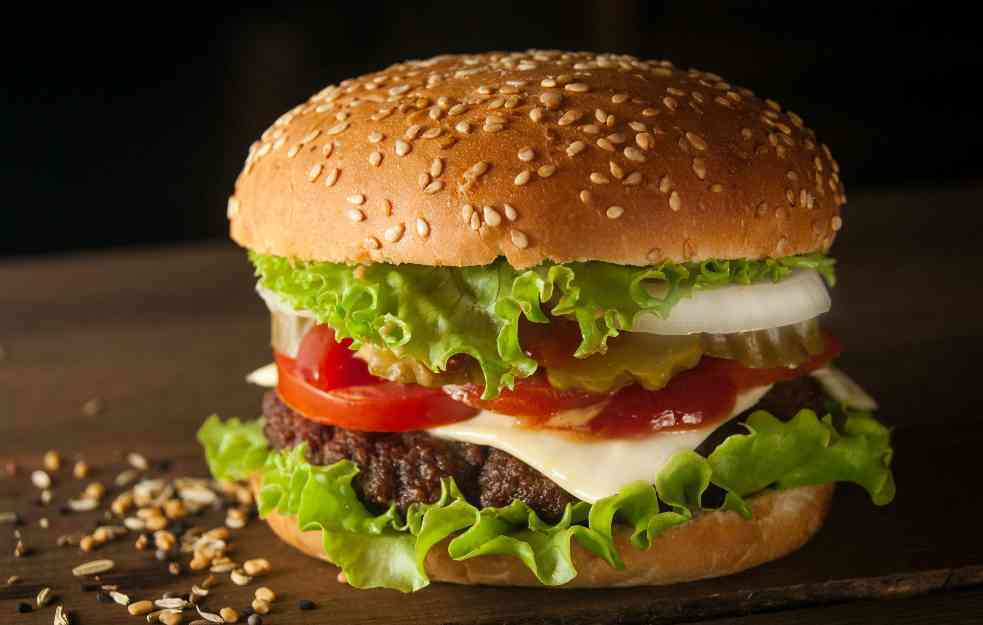 I Srbija na mapi Big Mac-a: Plaćamo jednu od najviših cena na svetu, a negde je čak 800 dinara