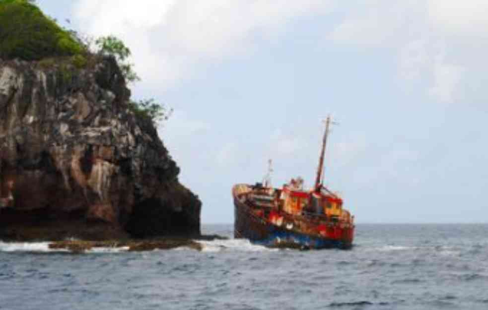 NAJMANJE ŠEST POGINULIH: Prevrnuo se migrantski brod u pokušaju da pređe Lamanš