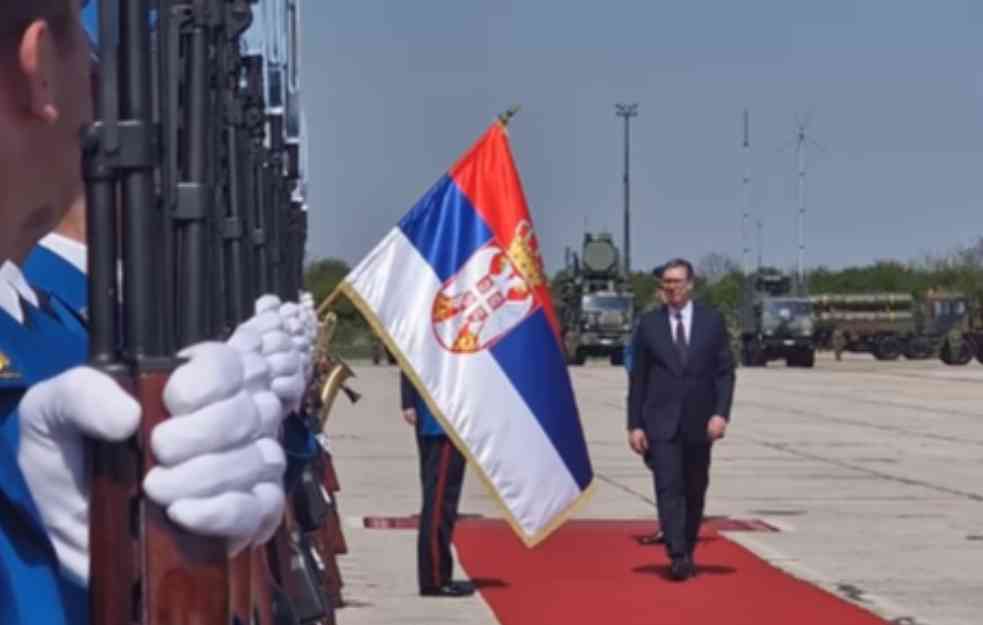 Vučić: Vojska Srbije je sada mnogo snažnija, nastavljamo da je jačamo