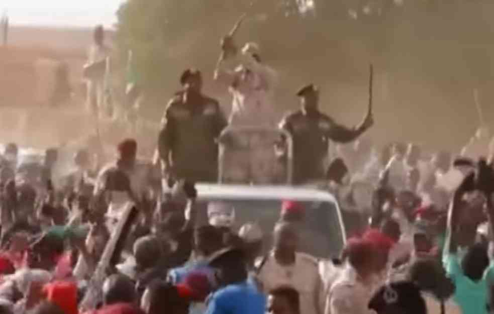 U TOKU HITNA EVAKUACIJA DRŽAVLJANA SRBIJE IZ SUDANA: Prebacuju se u tri grupe