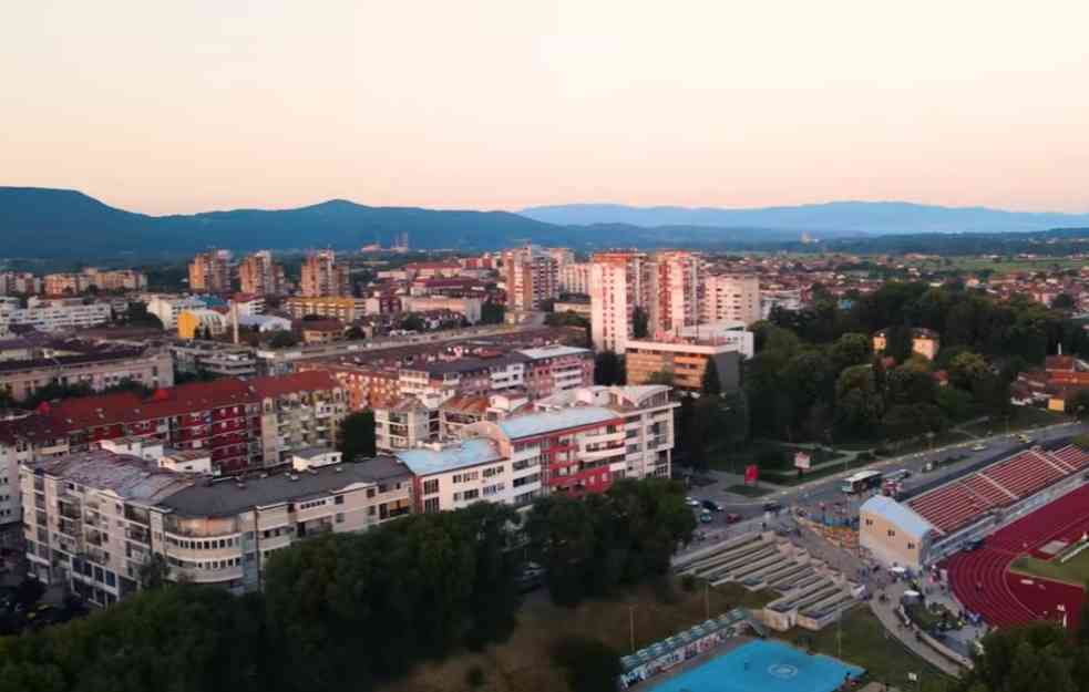 Nesreća u Novom Sadu naterala inspekcije na kontrole: Pešački prolaz u Kraljevu zatvoren zbog mogućeg urušavanja