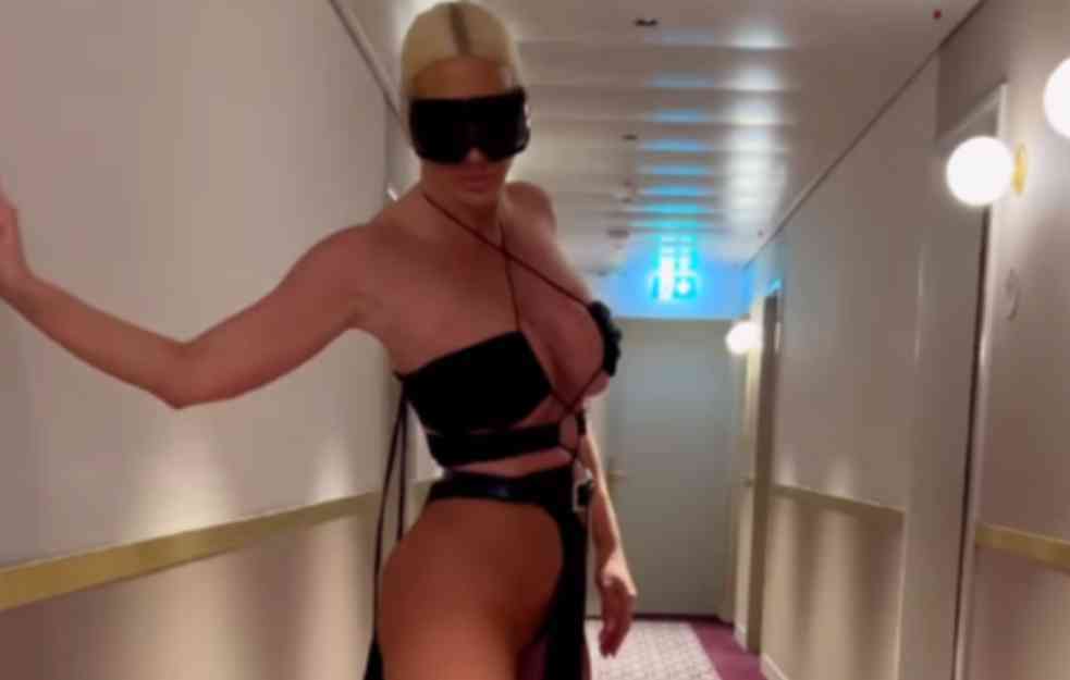 Jelena Karleuša dobila parfem u njenom stilu, cena da vam se zavrteti u glavi (FOTO)