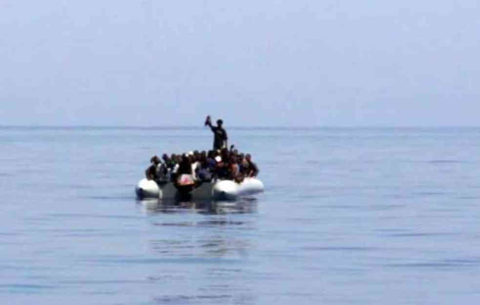 38 OSOBA IZVUČENO: Tri migranta nestala u potonuću broda na Sredozemnom moru