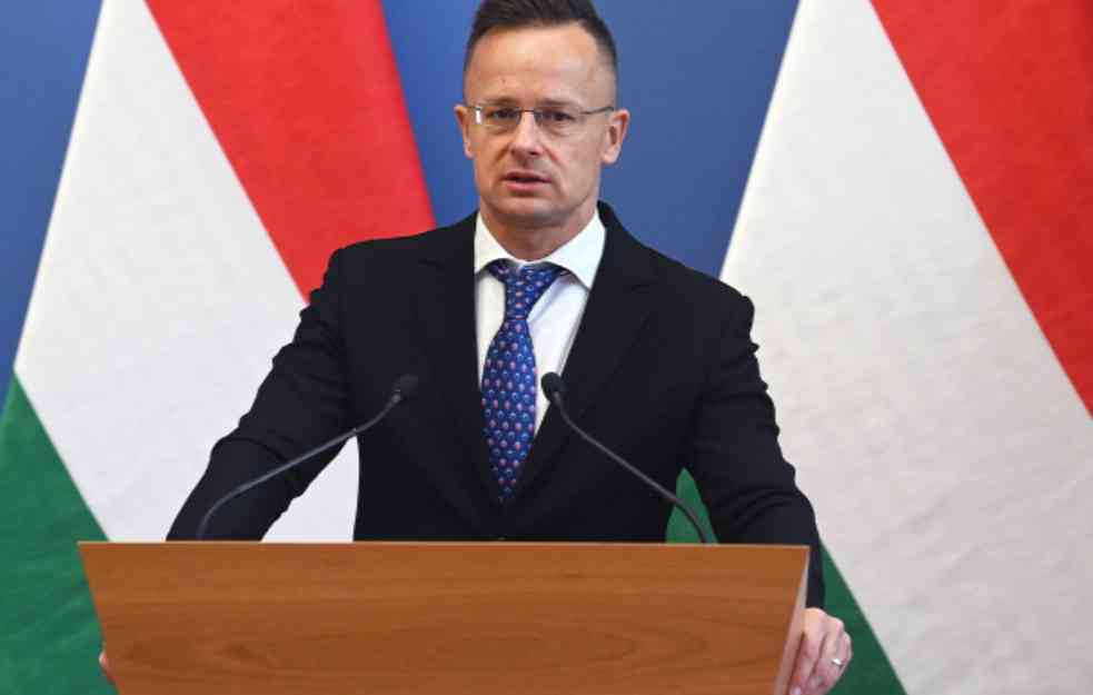 Sijarto: Sankcije NIS-u posledica osvetničke politike SAD, Mađarska spremna da pomogne Srbiji