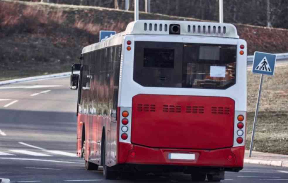 ZBOG REKONSTRUKCIJE NEMANJINE ULICE U OBRENOVCU – menjaju se trase više linija javnog prevoza