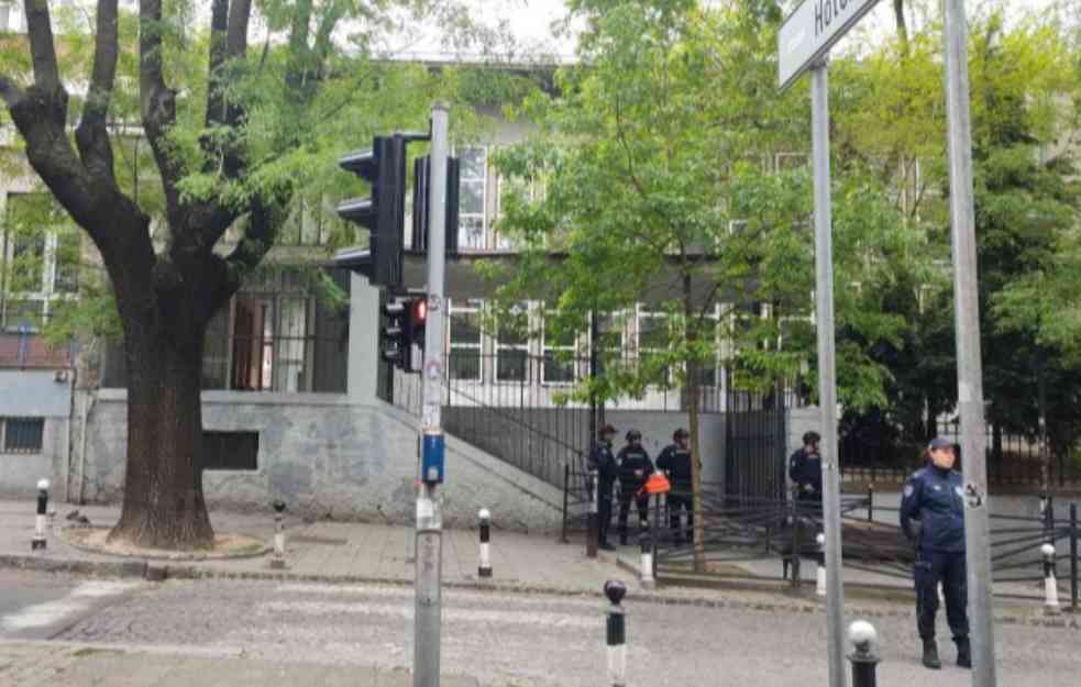 NEMA NASTAVE DO DALJEG: Od srede povratak đaka u OŠ Vladislav Ribnikar