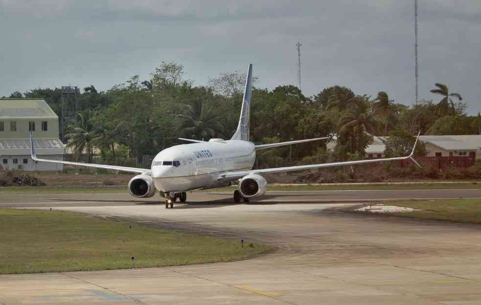 MLAZNJAK NIJE U UPOTREBI OD FEBRUARA: Air Serbia prodala najstariji evropski Boing 737-300