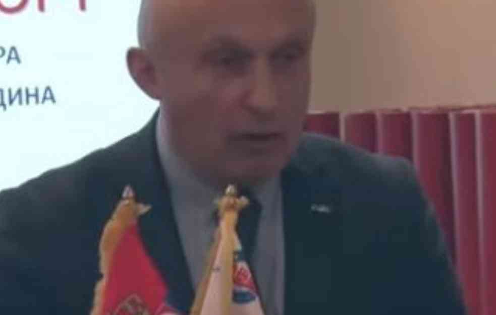 GRADSKI SEKRETAR ZA JAVNI PREVOZ PODNEO OSTAVKU : Predrag Lukić napustio Šapića