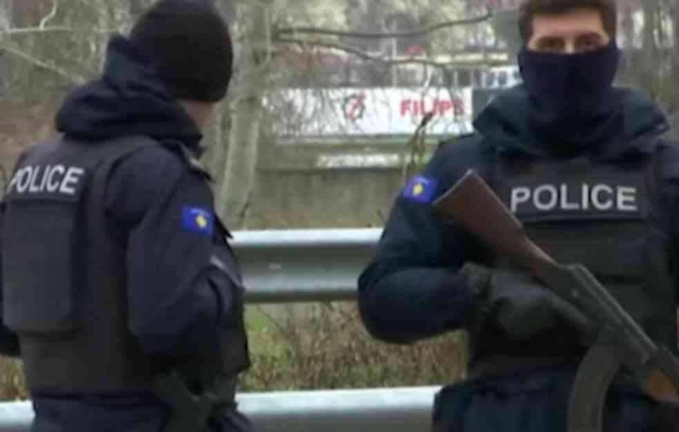 U Zvečanu večeras pojačano prisustvo specijalaca policije tzv. Kosova