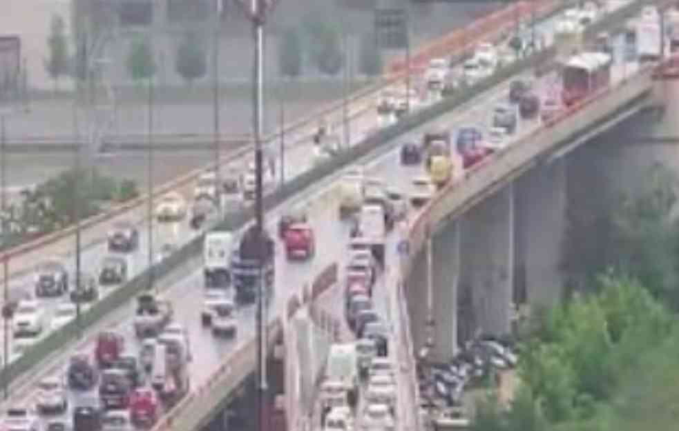 GUŽVA U BEOGRADU POSLE NERADNIH DANA: Pogledajte gde je krkljanac, a gde se LAGANO PROLAZI