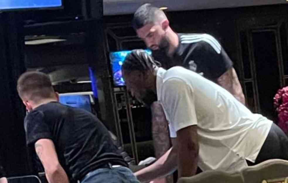 Jabusele i Poarije uhvaćeni u kockarnici (FOTO)