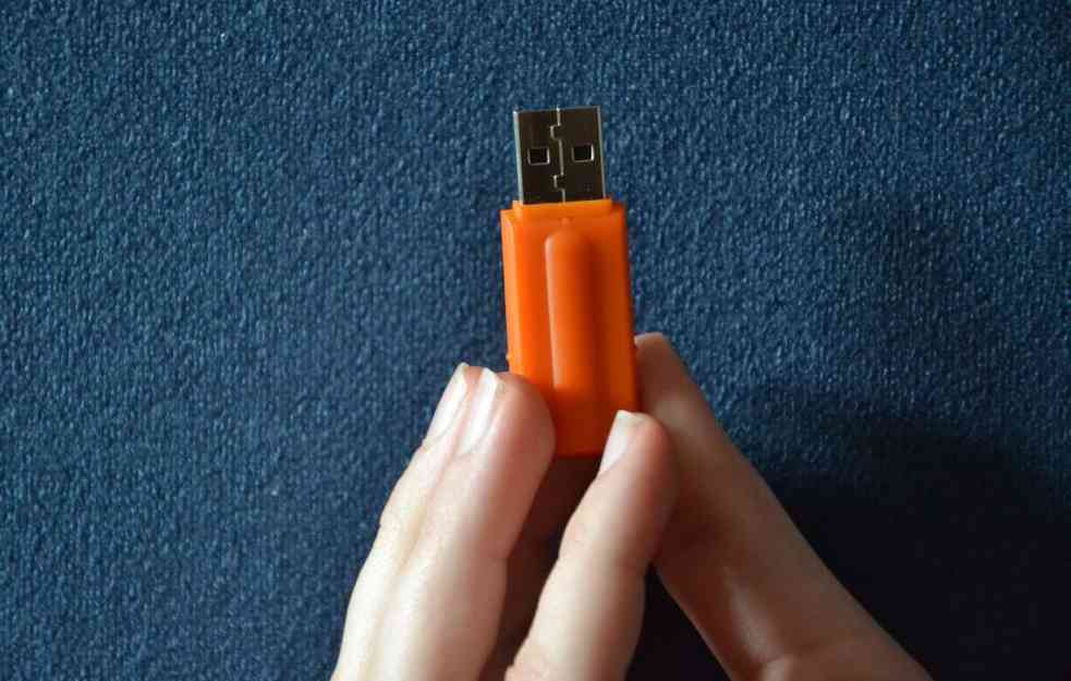 I ON IMA SVOJ VEK TRAJANJA: Koliko dugo USB fleš zapravo može da čuva podatke?