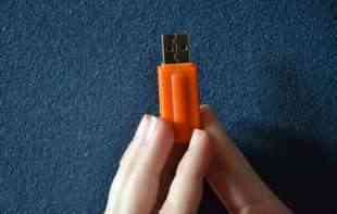 I ON IMA SVOJ VEK TRAJANJA: Koliko dugo <span style='color:red;'><b>USB</b></span> fleš zapravo može da čuva podatke?