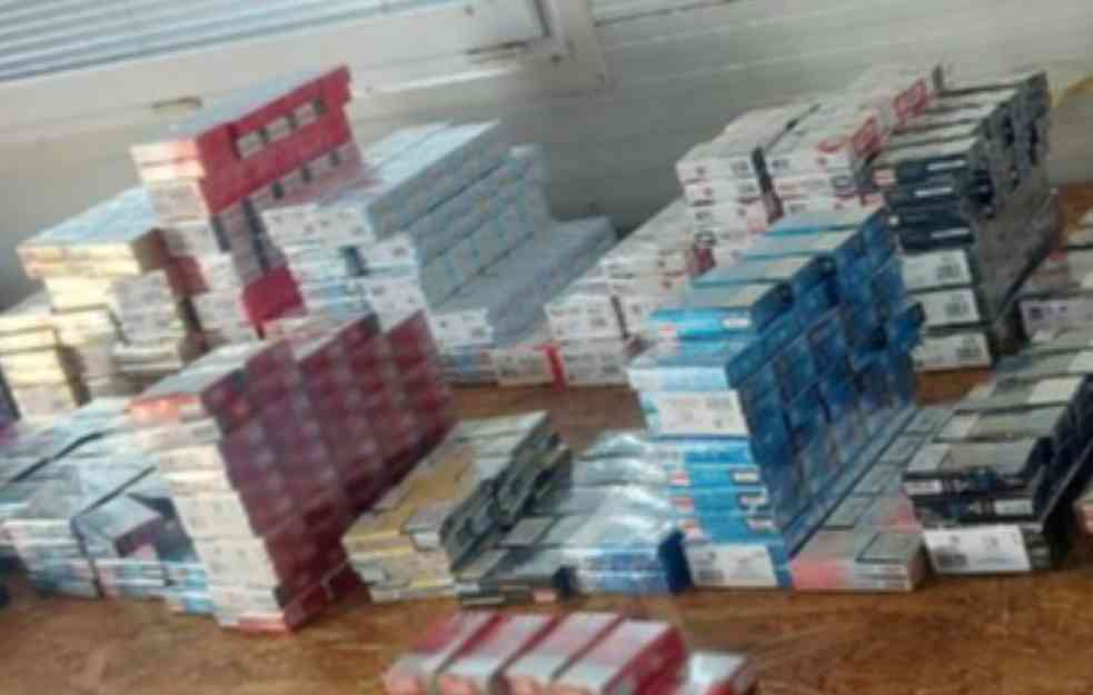BOGATA ZAPLENA NA BATROVCIMA: Tovar od pakli cigara vredan 2,5 miliona dinara (FOTO)