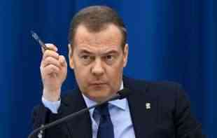 RASMUSEN NIKAD NIJE BIO <span style='color:red;'><b>PAMETAN</b></span> - MEDVEDEV ŽESTOKO ODGOVORIO ČELNICIMA NATO: 