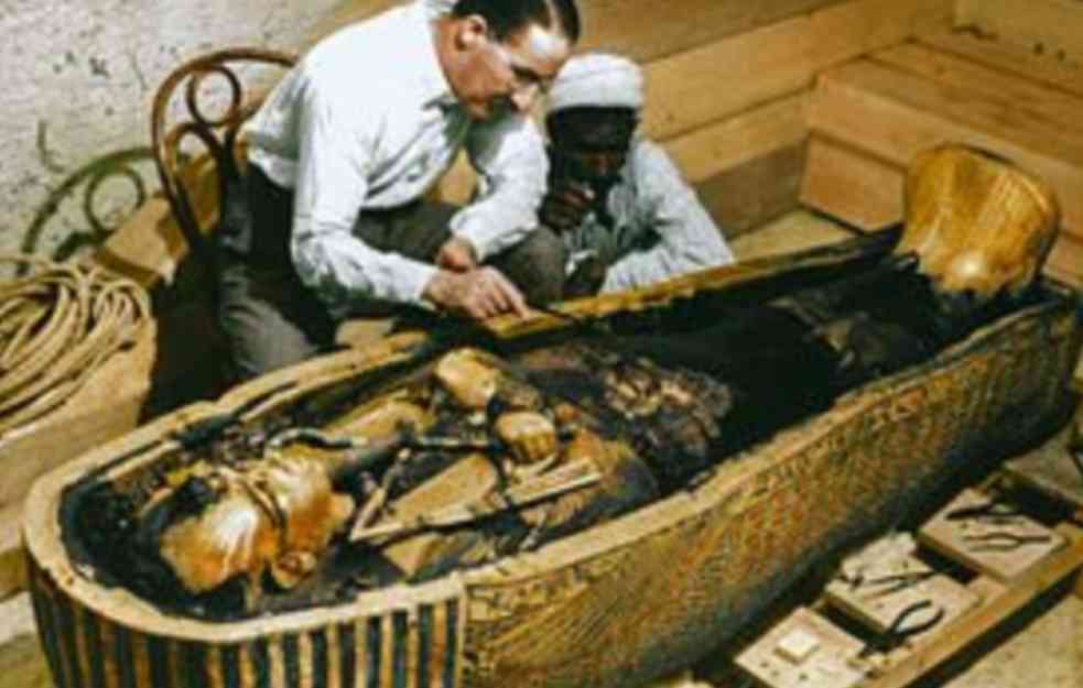 NAUČNICI "OŽIVELI" ČUVENOG FARAONA: Pogledajte kako je IZGLEDAO Tutankamon - na koga vam LIČI?