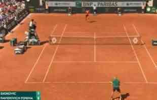 SUPERIORNI ĐOKOVIĆ: Novak slomio sjajnog Španca Fokinu i prošao u četvrto kolo! JOŠ 4 POBEDE DO ISTORIJE! (VIDEO)
