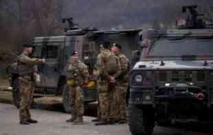 Britanske NATO trupe NA ADMINISTRATIVNOJ LINIJI: Strahuje se od mogućeg otvorenog SUKOBA 
