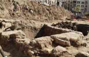 Arheolozi  kod Doma Narodne skupštine otkrili grobnice i sarkofage iz 2. i 3. veka