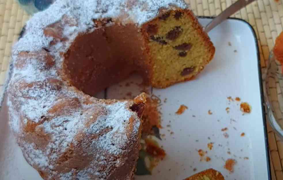 RECEPT ZA ODLIČAN KUGLOF: Starinski ukus sa suvim grožđem i koricom pomorandže (RECEPT+VIDEO)