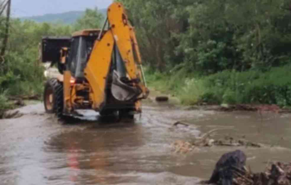 Izlila se reka Jadar: Hidrološko i meteorološko upozorenje na snazi, očekuje se do 50 litara kiše