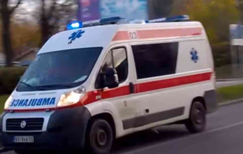 UDES KOD TRŽNOG CENTRA U BEOGRADU: Muškarac sa teškim povredama prevezen na reanimaciju