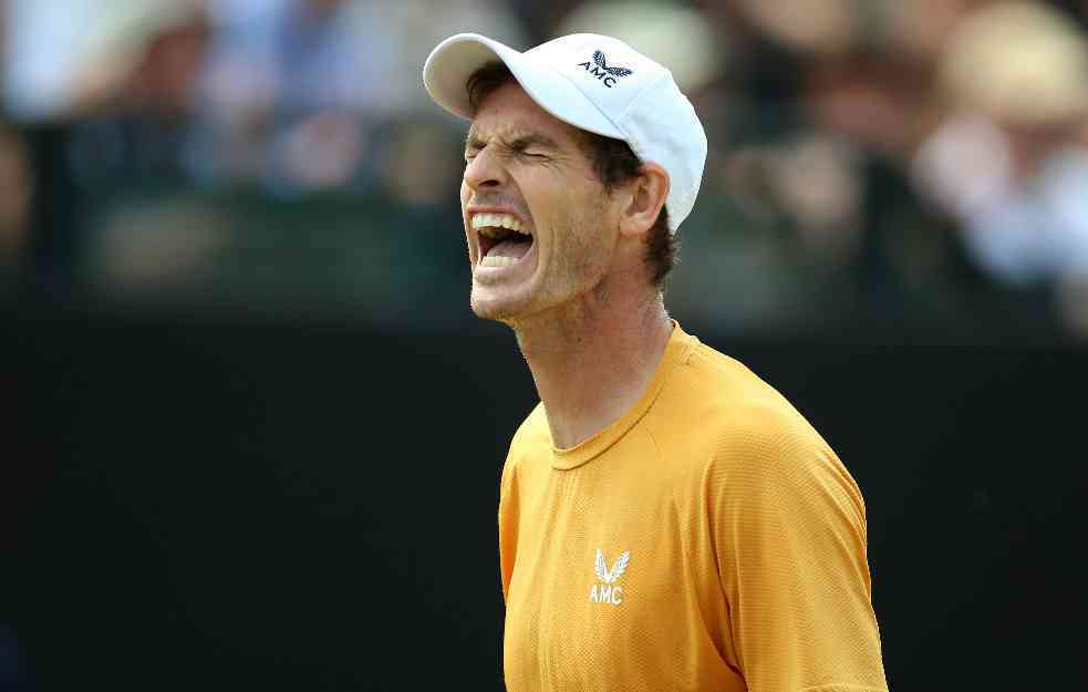 Novak nastavlja saradnju sa Marejem