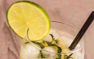 ALKOHOLNO OSVEŽENJE: Voćni bezalkoholni kokteli idealni za rashlađenje