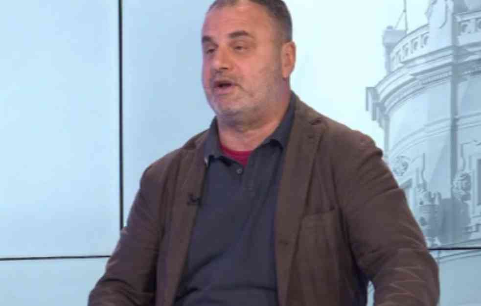 GRAĐANSKOM AKTIVISTI IZ ZRENJANINA IZBUŠENE GUME: Da li je ovo UPOZORENJE zbog protesta?