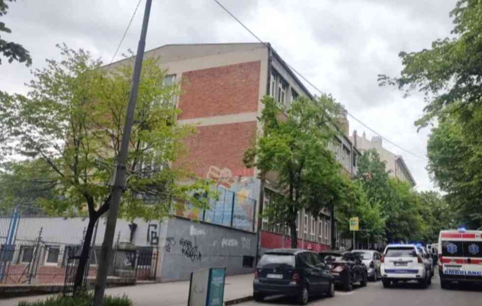 PREDSEDNIK SAVETA RODITELJA: Iz Ribnikara ispisano 69 dece, upisano desetoro od drugog do osmog razreda