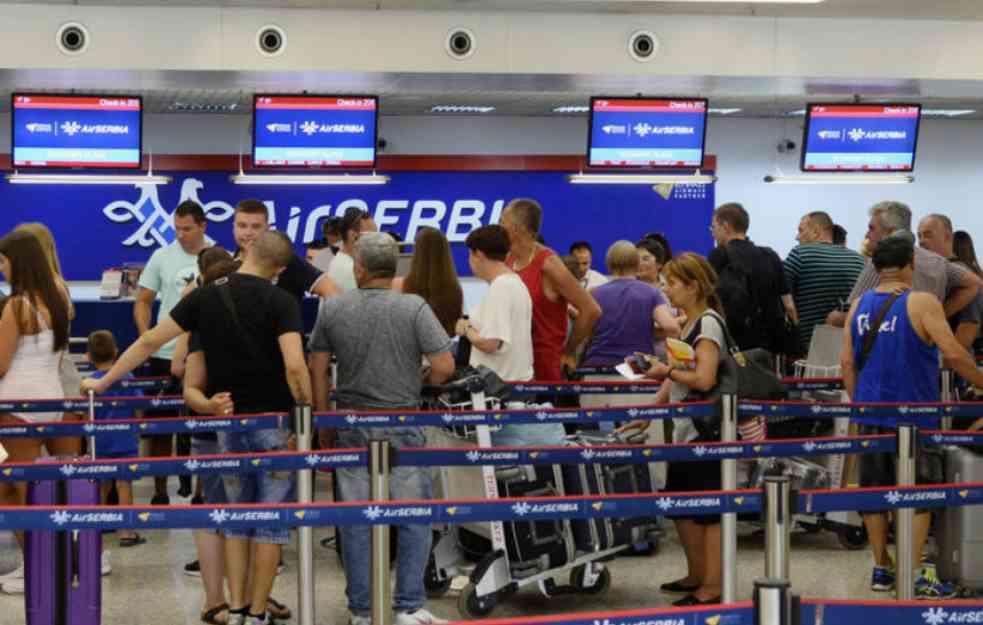 PONOVO KOLAPS NA AERODROMU NIKOLA TESLA: Važno obaveštenje za sve putnike, pogledajte dobro o čemu je reč