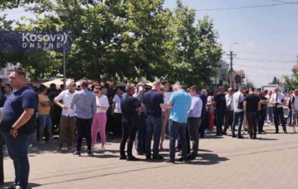 NOVI PROTESTI SRBA NA KOSOVU TAČNO U PODNE: Okupljaju se građani Gračanice i Raniluga